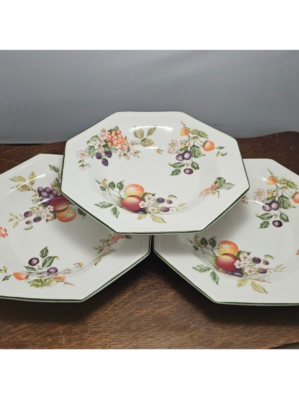3 Johnson Brothers Fresh Fruit Bowl 9" large rim octagonal soup pasta green rim - Picture 3 of 9